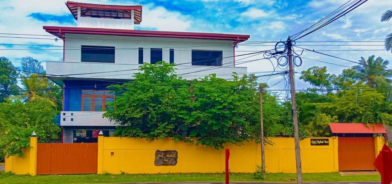 Raj Mahal Inn Wadduwa Ngoại thất bức ảnh