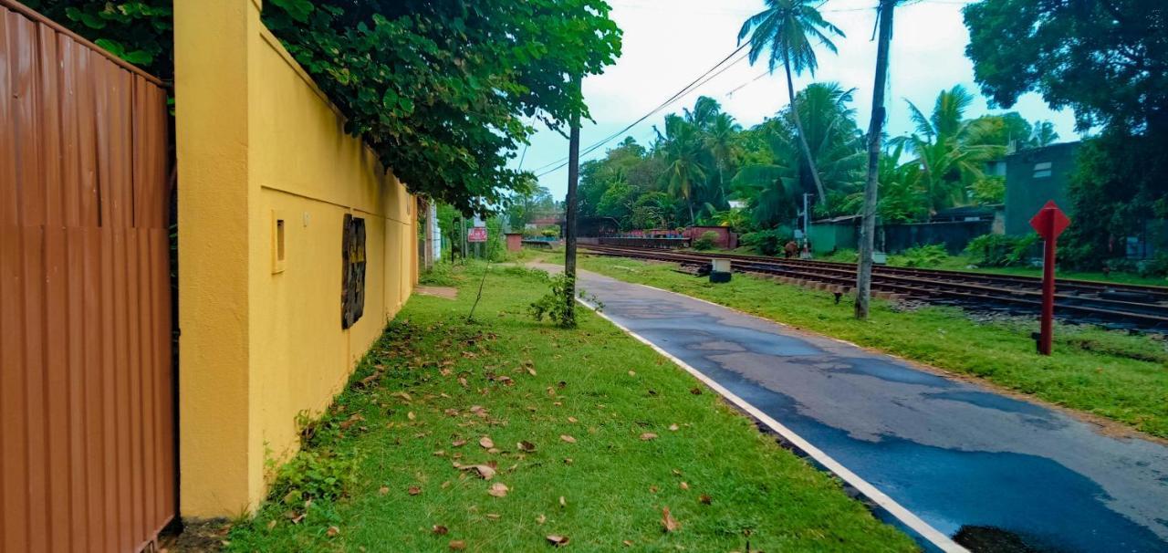 Raj Mahal Inn Wadduwa Ngoại thất bức ảnh