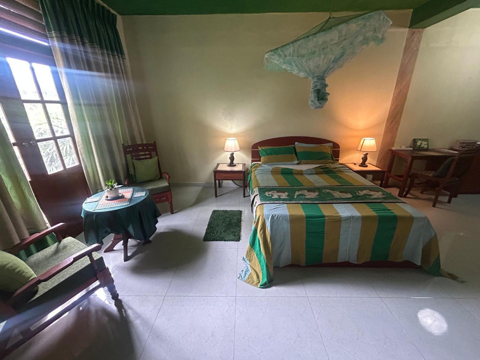 Raj Mahal Inn Wadduwa Ngoại thất bức ảnh